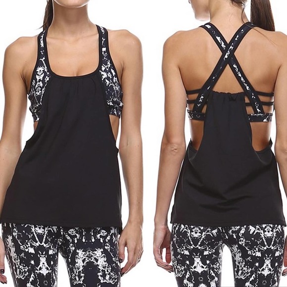 Mono B Tops - MONO B Abstract Built in Bra Workout Tank M